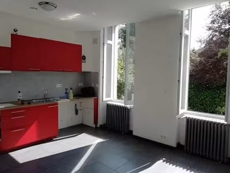 location appartement 2 pièces 48 m² à angers (49000)  733 €