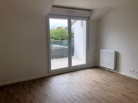 location appartement 2 pièces 43.6 m² à pierrelaye (95220)  809 €