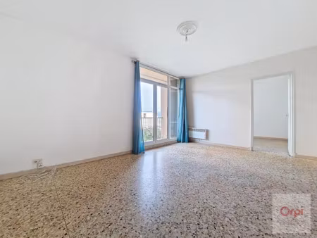 location appartement 4 pièces 82 m² à ajaccio (20000)  1 000 €