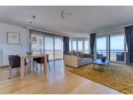 spacieux appartement d’angle (150 m²) avec vue panoramiqu...