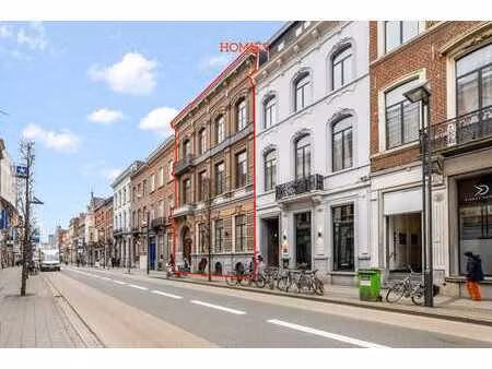 polyvalent kantoorgebouw in het hart van leuven