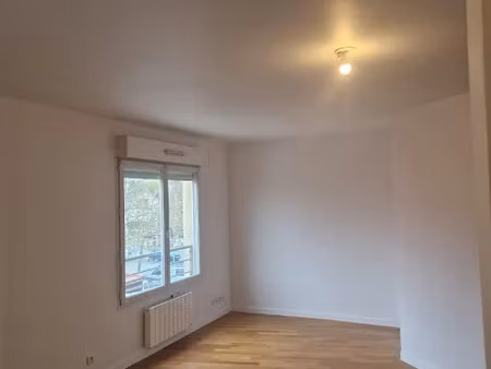 location appartement 3 pièces 61 m² à bretigny-sur-orge (91220)  1 050 €