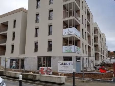 location appartement 3 pièces 65 m² à villefranche-sur-saone (69400)  1 045 €