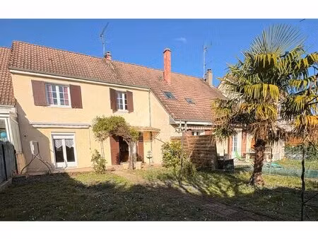 maison trois chambres et jardin