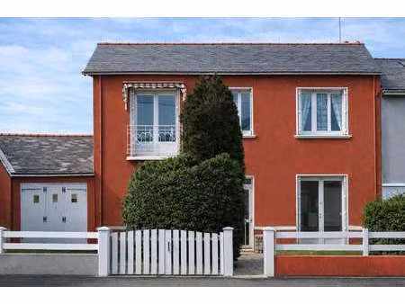 vente maison à saint-nazaire (30200) : à vendre / 123m² saint-nazaire