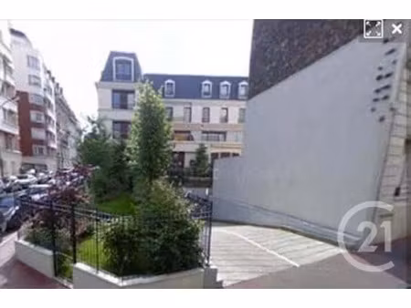 location parking à saint-mande (94160)  140 €