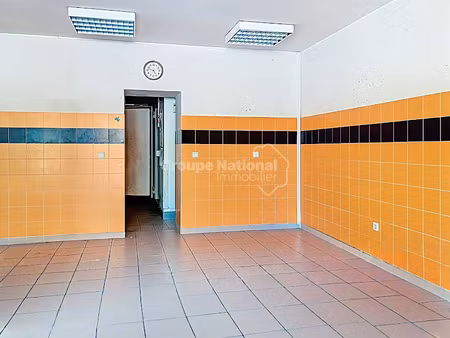 location locaux professionnels 0 pièces 80 m² à montfavet (84140)  1 167 €