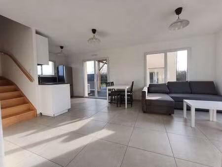 location maison à pontchâteau (44160) : à louer / 89m² pontchâteau