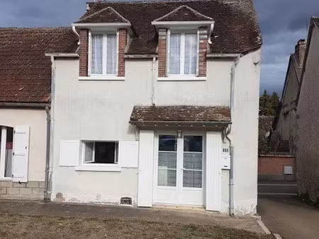 location meublée maison 3 pièces 67 m² à villevallier (89330)  660 €
