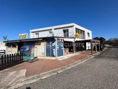 location locaux professionnels 210 m² à soulac-sur-mer (33780)  2 500 €