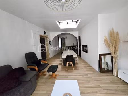 location meublée maison 3 pièces 74 m² à saint-pargoire (34230)  660 €