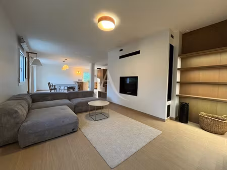 location meublée maison 6 pièces 146.5 m² à sillingy (74330)  2 500 €