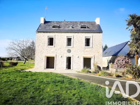 location maison 6 pièces 135 m² à plomelin (29700)  1 150 €