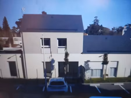 location maison 4 pièces 92 m² à tarbes (65000)  1 100 €