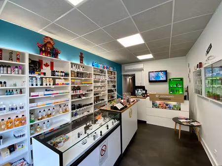 location locaux professionnels 45 m² à jonzac (17500)  530 €