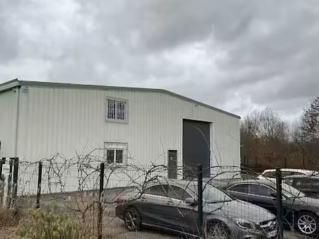 location locaux professionnels 0 pièces 340 m² à acquigny (27400)  1 800 €