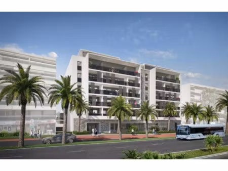 location locaux professionnels 66 m² à le cannet (06110)  1 580 €