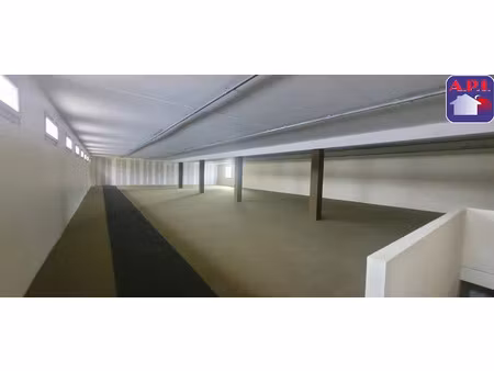 location locaux professionnels 1 pièce 338 m² à varilhes (09120)  1 100 €