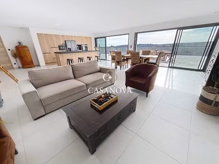 superbe villa contemporaine (2025) - conception originale - 1780 m² de terrain - piscine-.