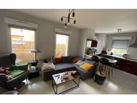 location appartement  38.99 m² t-2 à terville  750 €