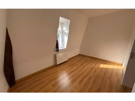 location appartement  m² t-2 à tours  720 €