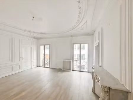 location locaux professionnels 99 m² à paris 8ème (75008)  8 480 €