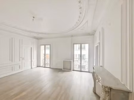 location locaux professionnels 99 m² à paris 8ème (75008)  9 289 €