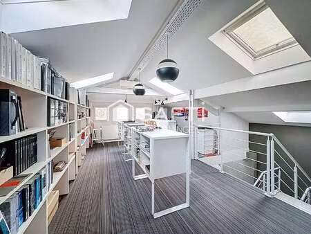 vente bureaux et commerces à cholet (49300) : à vendre / 147m² cholet