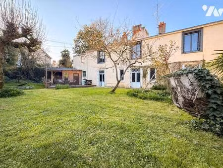 vente maison à nantes (44000) : à vendre / 160m² nantes