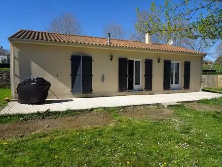 vente maison à grassac (16380) : à vendre / 99m² grassac