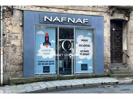 location bureaux et commerces à dinan (22100) : à louer / 66m² dinan