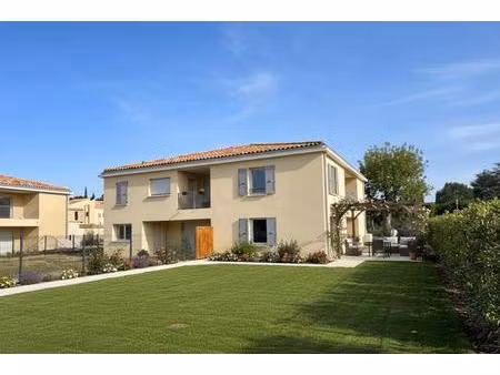 appartement 3 pièces avec terrasse et grand jardin dans résidence de standing récente