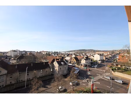 t2 avec vue - avenue eiffel