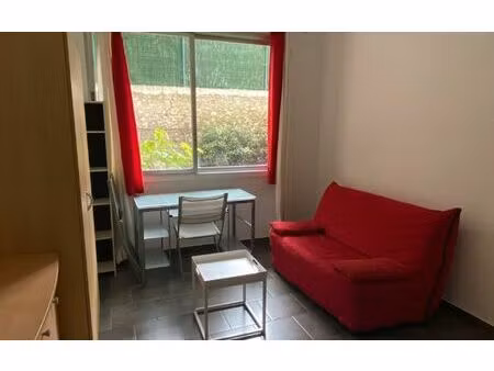location appartement  m² t-1 à nice  400 €