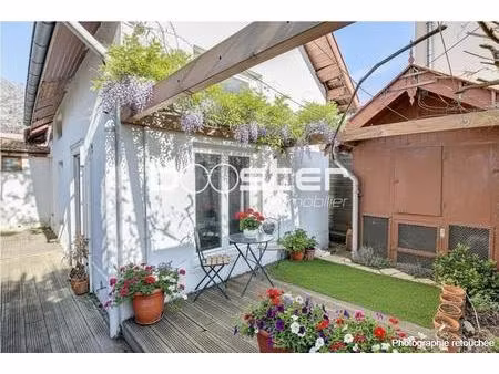 busca/saouzelong – appartement à rénover avec terrasse et cachet