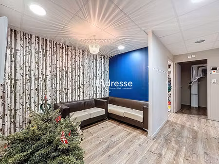 location local commercial 5 pièces  97.80m²  plaisance