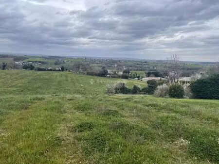 vente terrain 1700 m2 à carlus