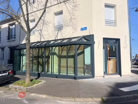 location locaux professionnels 180 m² à maisons-alfort (94700)  38 388 €