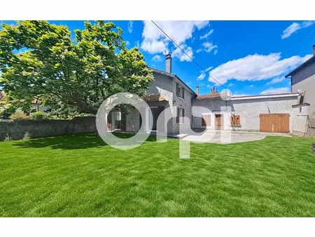 maison maringues 119.5 m² t-5 à vendre  149 000 €
