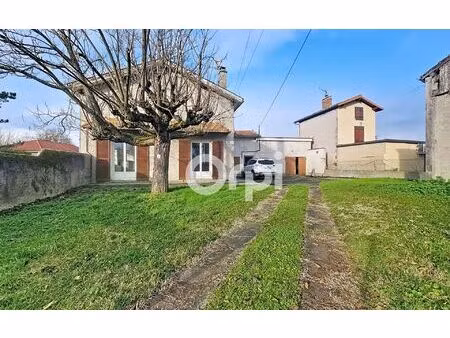 maison maringues 119.5 m² t-5 à vendre  170 000 €