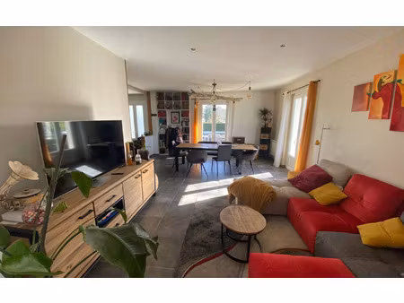 maison peyrilhac m² t-5 à vendre  209 000 €