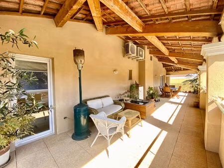 appartement 4 pièce(s) 112.28 m2 avec terrasse couverte de 42 m²