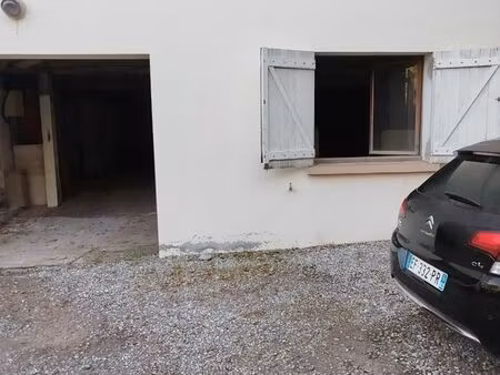 particulier vend local