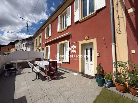 maison familiale à10mn de la frontière luxembourgeoise.