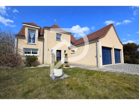 lavannes - exclusivite - a vendre - maison de type 6 avec jardin et garage double