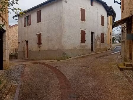 maison de village