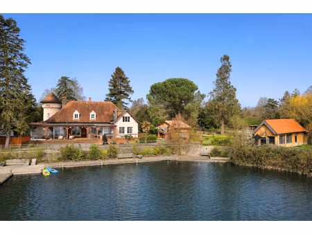 propriété d'exception dans un lieu spectaculaire