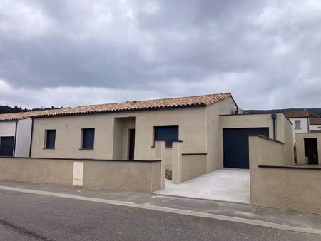 limoux  villa neuve avec jardin  terrasse  garage et piscin