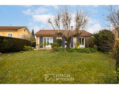 maison avec jardin au calme d'une impasse