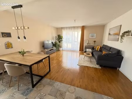 appartement 3 pièces 68 m²